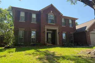 1086 Woodbriar Dr, Grapevine, TX 76051 - Photo 1