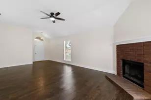 8810 Quail Ridge Dr, Rowlett, TX 75089 - Photo 6