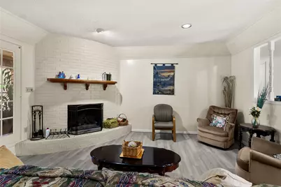 2641 Woodmont Circle, Waco, TX 76710 - Photo 8