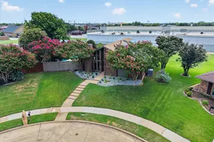 1019 Ridgeview Cir, Carrollton, TX 75007 - Photo 32