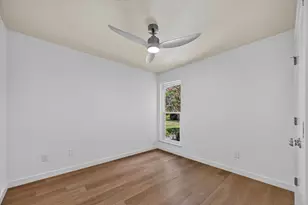 1019 Ridgeview Cir, Carrollton, TX 75007 - Photo 22