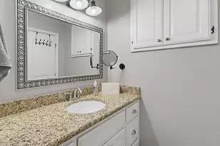 702 Preston St, Bowie, TX 76230 - Photo 18