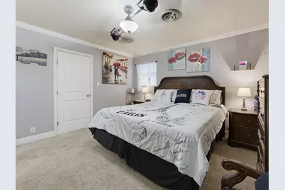 702 Preston Street, Bowie, TX 76230 - Photo 14
