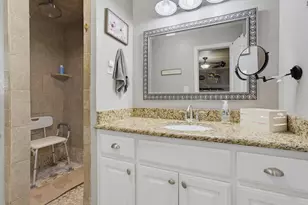 702 Preston St, Bowie, TX 76230 - Photo 16