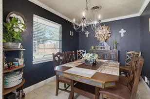 702 Preston St, Bowie, TX 76230 - Photo 26