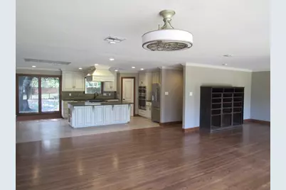 3300 Oakridge Lane, Waco, TX 76708 - Photo 6