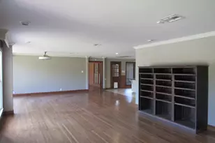 3300 Oakridge Ln, Waco, TX 76708 - Photo 2
