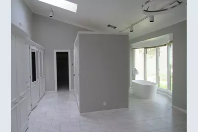 3300 Oakridge Lane, Waco, TX 76708 - Photo 10