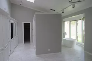 3300 Oakridge Ln, Waco, TX 76708 - Photo 10
