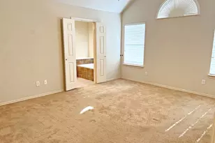 529 Continental Dr, Lewisville, TX 75067 - Photo 14