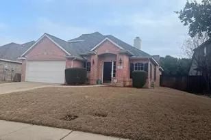 529 Continental Dr, Lewisville, TX 75067 - Photo 2
