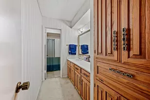 4115 Greenway Dr, Garland, TX 75041 - Photo 16