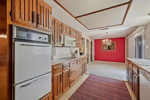 4115 Greenway Dr, Garland, TX 75041 - Photo 12