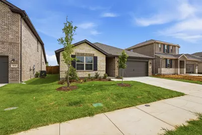 825 Birdie Drive, Little Elm, TX 75068 - Photo 2
