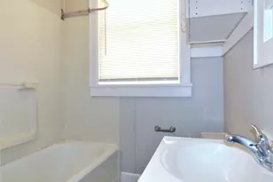 1611 N Locust St, Denton, TX 76201 - Photo 12