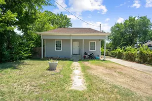 2421 Langston St, Fort Worth, TX 76105 - Photo 2