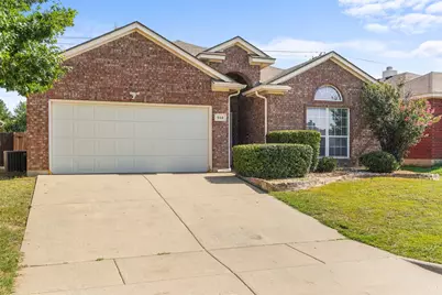 556 Caravan Drive, Fort Worth, TX 76131 - Photo 4