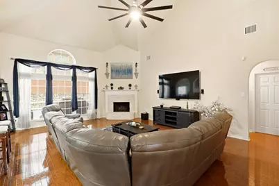 5804 Logan Drive, Plano, TX 75094 - Photo 8