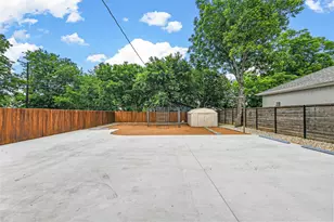 2717 Townsend Dr, Fort Worth, TX 76110 - Photo 40