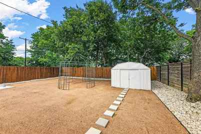 2717 Townsend Drive, Fort Worth, TX 76110 - Photo 6