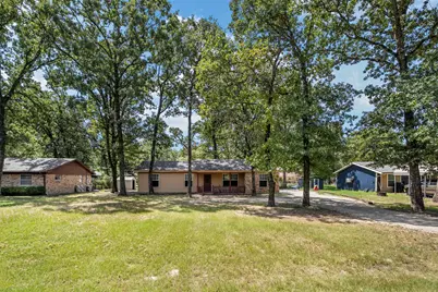 217 Pierce Drive, Mabank, TX 75156 - Photo 2