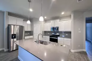 1049 Kirkham Wy, Fort Worth, TX 76247 - Photo 10