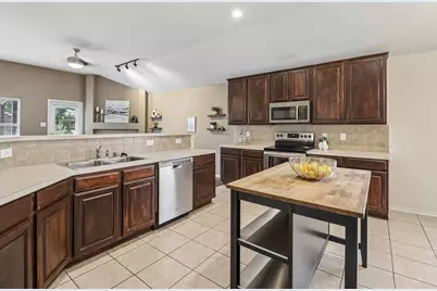 6008 Marsh Rail Drive, Denton, TX 76208 - Photo 10
