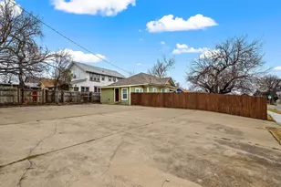 1501 Lagonda Ave, Fort Worth, TX 76164 - Photo 6