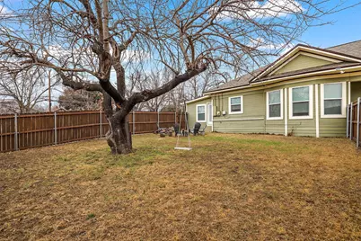 1501 Lagonda Avenue, Fort Worth, TX 76164 - Photo 8