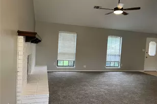 2406 Bentley Dr, Grand Prairie, TX 75052 - Photo 4