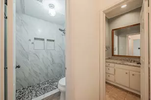 2728 Reagan St, Dallas, TX 75219 - Photo 12