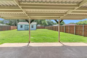 1720 Timbercreek Rd, Benbrook, TX 76126 - Photo 24