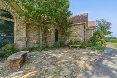 128 Horizon Circle, Azle, TX 76020 - Photo 4