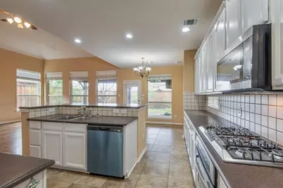 2056 Barret Drive, Frisco, TX 75033 - Photo 6