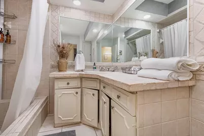 5051 Les Chateaux Drive #138, Dallas, TX 75235 - Photo 10