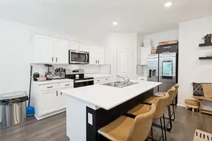 1957 Duskwood Dr, Lancaster, TX 75146 - Photo 10