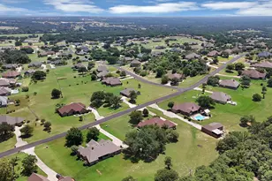 112 Meadow Arbor Dr, Weatherford, TX 76085 - Photo 36