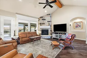 1616 Malibu Bay Ct, Granbury, TX 76048 - Photo 8
