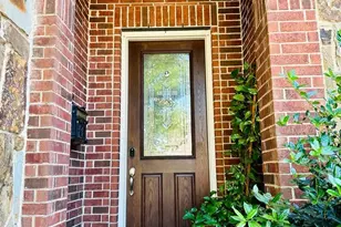 328 Anna Avenue, Lewisville, TX 75056 - Photo 2