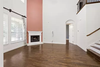 328 Anna Avenue, Lewisville, TX 75056 - Photo 8