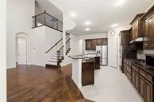 328 Anna Avenue, Lewisville, TX 75056 - Photo 8