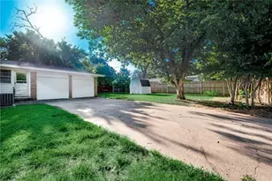 1601 Larkspur Dr, Arlington, TX 76013 - Photo 26