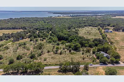 10108 SE County Road 2140, Corsicana, TX 75109 - Photo 2