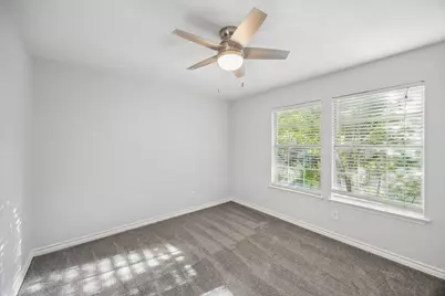 1088 W Winding Creek Drive, Grapevine, TX 76051 - Photo 18