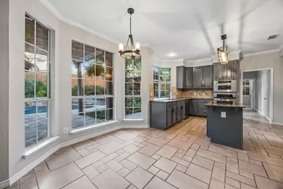 1088 W Winding Creek Drive, Grapevine, TX 76051 - Photo 12