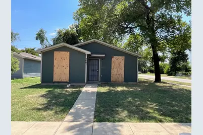 2001 J B Jackson Jr Boulevard, Dallas, TX 75210 - Photo 2