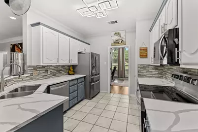 500 Little Creek Trail, Oak Leaf, TX 75154 - Photo 4