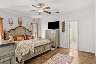 500 Little Creek Trail, Oak Leaf, TX 75154 - Photo 6