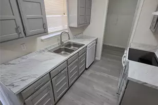 216 Tejas Dr, Glenn Heights, TX 75154 - Photo 6