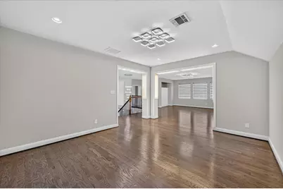 7840 Renderbrook Bend, Irving, TX 75063 - Photo 32